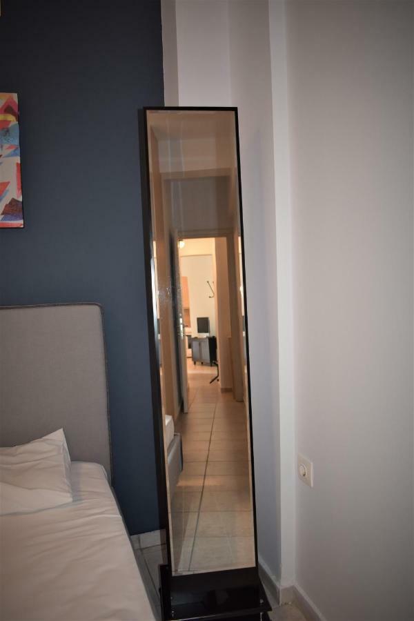 Cozy Apartment In Central アテネ エクステリア 写真